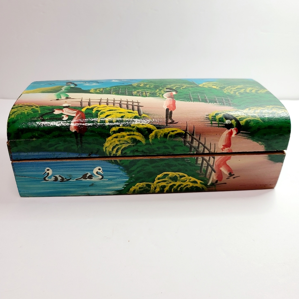 Vintage Caribbean Handpainted Jewelry Token Box